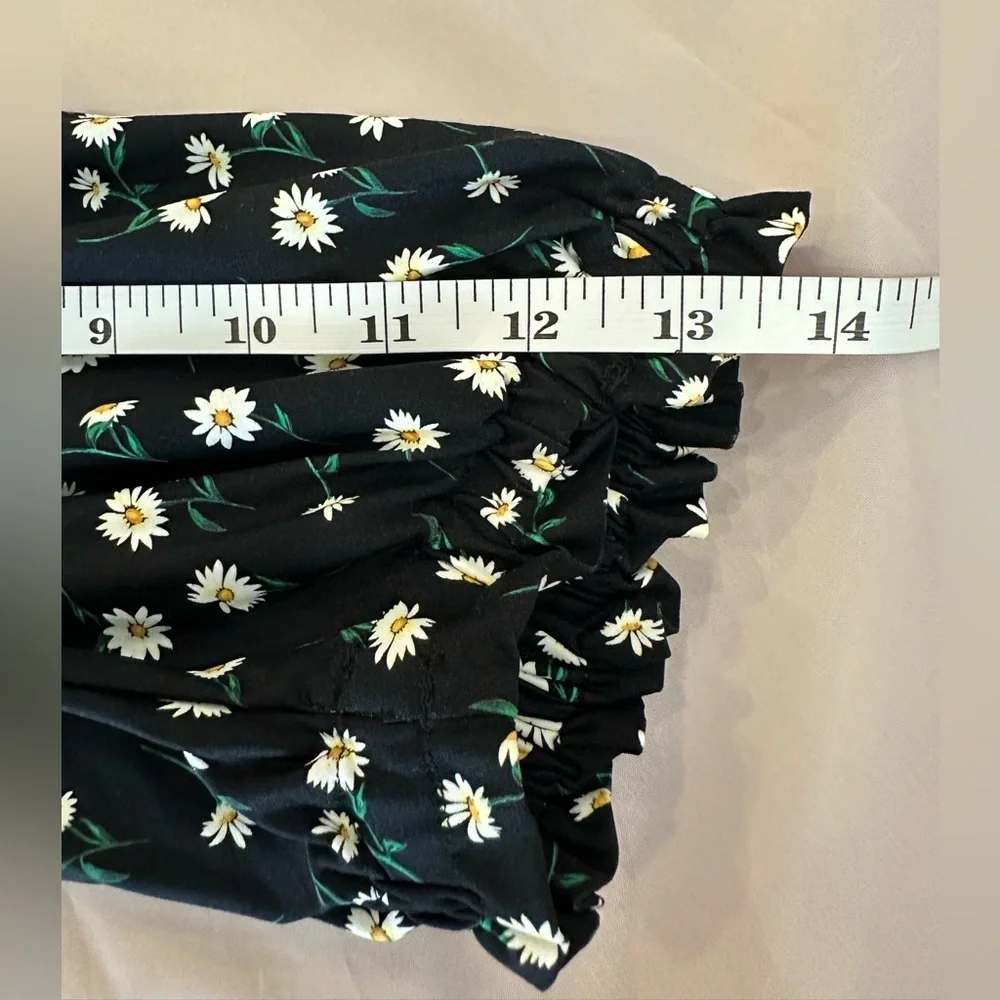 Onia x WeWoreWhat Daisy Floral Bikini Top Size L NWT Puff Sleeve Black Swim